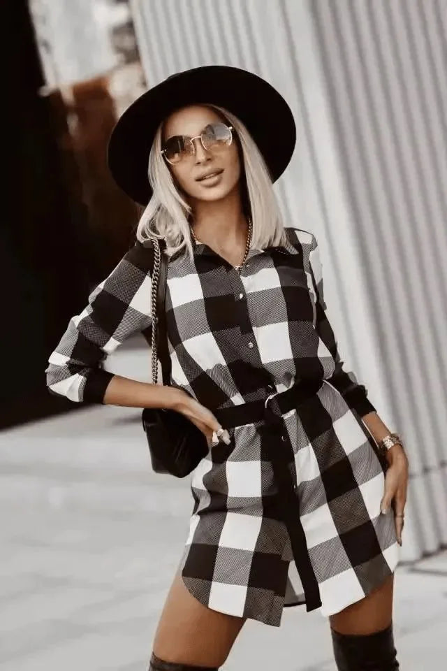 chemise robe à carreaux en noir et blanc