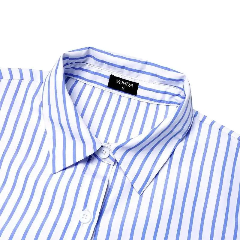 vêtements rayés bleu et blanc